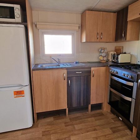 Sea Haven - 4 Bedroom Static Near The Beach Dymchurch Exterior photo